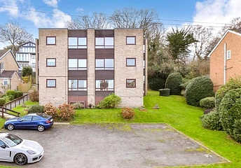 2 bedroom property to rent - Sharon Court, Queens Road, Cowes, PO31