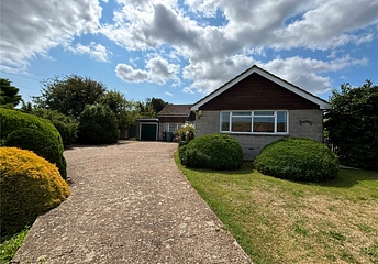 2 bedroom bungalow for sale - Main Road, Arreton, Newport, Isle of Wight, PO30