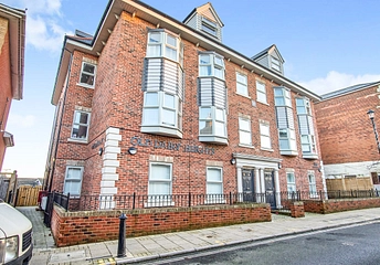 2 bedroom apartment to rent - Old Dairy Heights, 91 High Street, Ryde, PO33