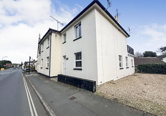 2 bedroom apartment to rent - Osborne Villa, 10 Broadway, Sandown, PO36