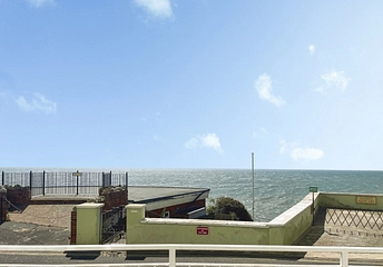 2 bedroom apartment for sale - Hambrough Road, Ventnor, Isle of Wight, PO38